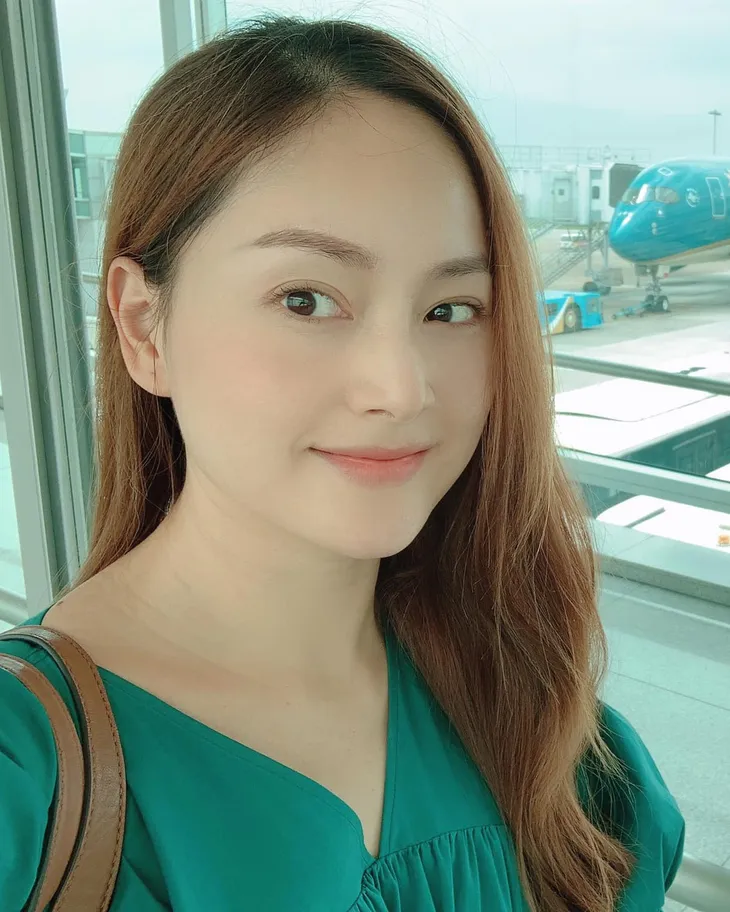 Ngắm mặt mộc xinh đẹp của Hạ Lam Bão ngầm và dàn diễn viên nữ - Ảnh 5. Ngắm mặt mộc xinh đẹp của Hạ Lam Bão ngầm và dàn diễn viên nữ - Ảnh 5.