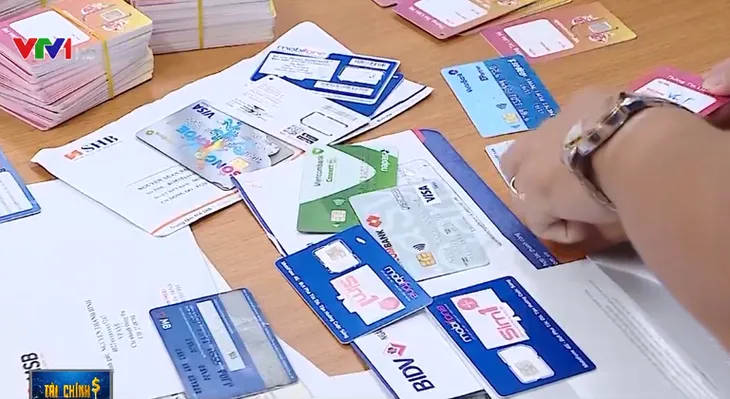 Mua bán trái phép tài khoản ngân hàng, hưởng chênh lệch lên đến hàng chục lần - Ảnh 1. Mua bán trái phép tài khoản ngân hàng, hưởng chênh lệch lên đến hàng chục lần - Ảnh 1.