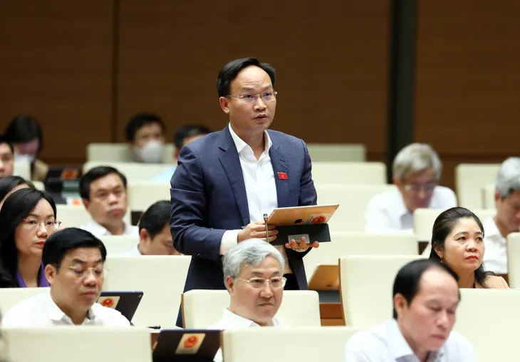 Giải pháp nào để ngăn chặn lừa đảo, đánh cắp tiền trong tài khoản ngân hàng? - Ảnh 1. Giải pháp nào để ngăn chặn lừa đảo, đánh cắp tiền trong tài khoản ngân hàng? - Ảnh 1.