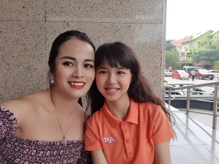 Thương ngày nắng về: Hậu trường đáng yêu của hai bé Sam - So - Ảnh 6. Thương ngày nắng về: Hậu trường đáng yêu của hai bé Sam - So - Ảnh 6.