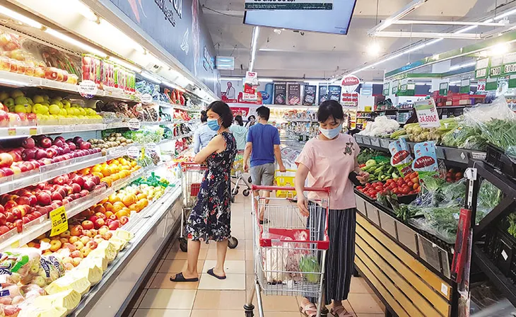 Lạm phát toàn cầu gây sức ép lên Việt Nam - Ảnh 2. Lạm phát toàn cầu gây sức ép lên Việt Nam - Ảnh 2.