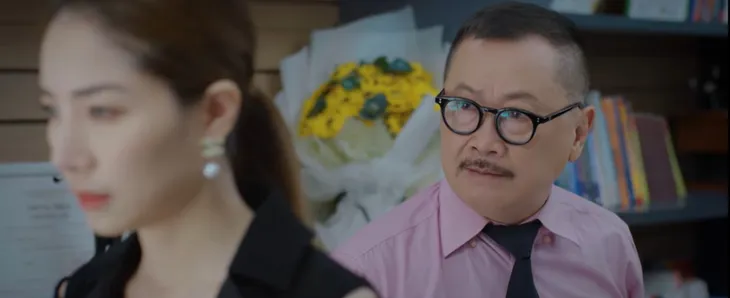 Thương ngày nắng về 2 - Tập 44: Ông Sang bí mật đưa con trai Nhật Mai về nước - Ảnh 1. Thương ngày nắng về 2 - Tập 44: Ông Sang bí mật đưa con trai Nhật Mai về nước - Ảnh 1.