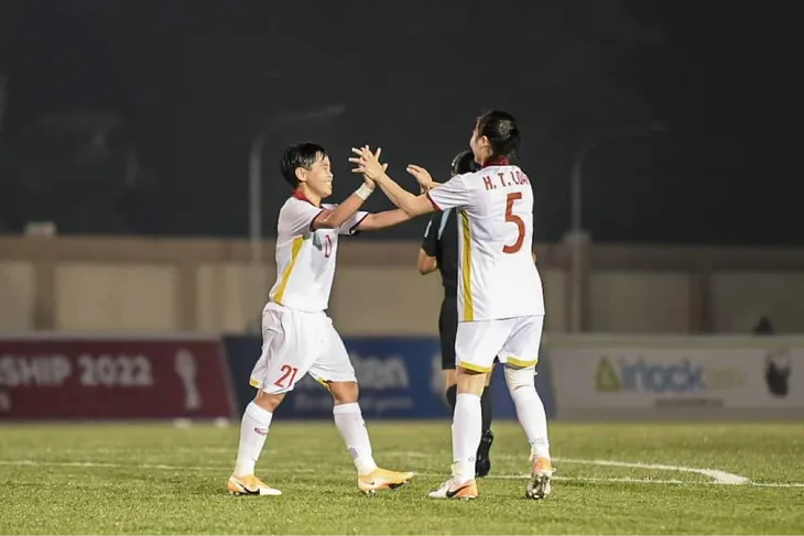 Giải bóng đá nữ Vô địch AFF 2022, bảng B: ĐT Việt Nam và Myanmar giành vé vào bán kết - Ảnh 1. Giải bóng đá nữ Vô địch AFF 2022, bảng B: ĐT Việt Nam và Myanmar giành vé vào bán kết - Ảnh 1.