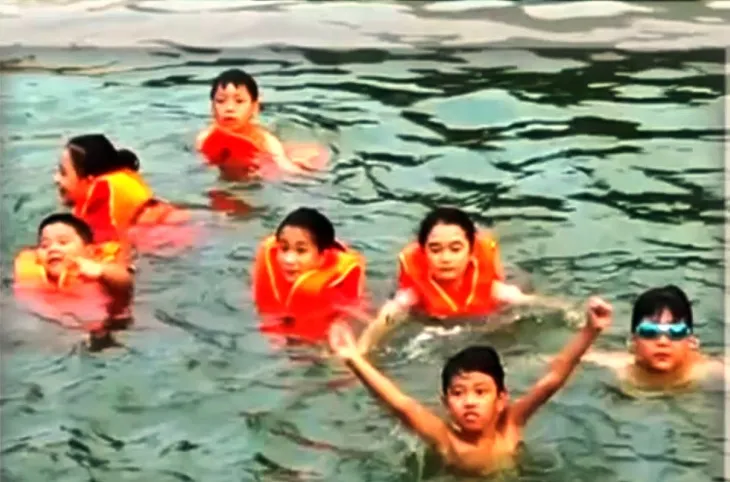 Cải tạo ao làng thành bể bơi miễn phí - Ảnh 2. Cải tạo ao làng thành bể bơi miễn phí - Ảnh 2.