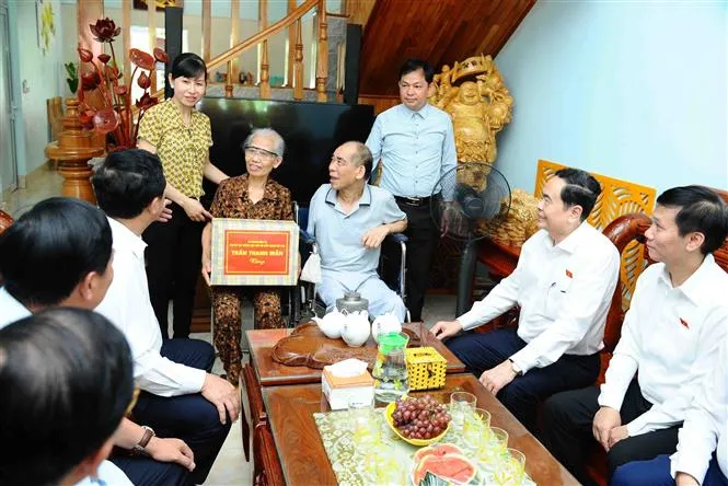 Nâng cao chất lượng hoạt động các kỳ họp và hoạt động giám sát của HĐND - Ảnh 4. Nâng cao chất lượng hoạt động các kỳ họp và hoạt động giám sát của HĐND - Ảnh 4.