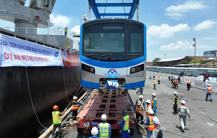 Hơn 1 thập kỷ chờ đợi Metro ở TP Hồ Chí Minh - Ảnh 1. Hơn 1 thập kỷ chờ đợi Metro ở TP Hồ Chí Minh - Ảnh 1.