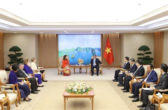 LHQ sẽ nỗ lực hỗ trợ Việt Nam phát triển KT-XH bền vững, phục hồi sau đại dịch - Ảnh 2. LHQ sẽ nỗ lực hỗ trợ Việt Nam phát triển KT-XH bền vững, phục hồi sau đại dịch - Ảnh 2.