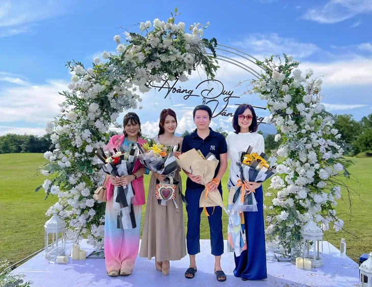 Thương ngày nắng về đóng máy, lộ cảnh cuối phim không phải đám cưới - Ảnh 16. Thương ngày nắng về đóng máy, lộ cảnh cuối phim không phải đám cưới - Ảnh 16.