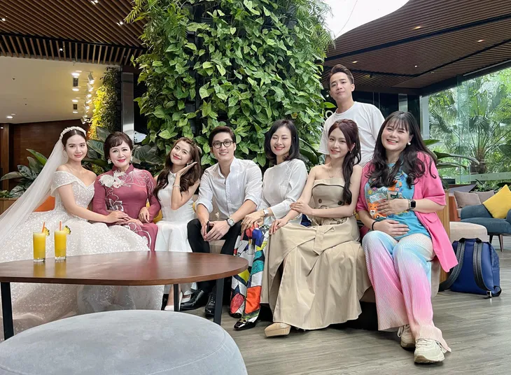Thương ngày nắng về đóng máy, lộ cảnh cuối phim không phải đám cưới - Ảnh 14. Thương ngày nắng về đóng máy, lộ cảnh cuối phim không phải đám cưới - Ảnh 14.