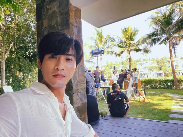 Thương ngày nắng về đóng máy, lộ cảnh cuối phim không phải đám cưới - Ảnh 10. Thương ngày nắng về đóng máy, lộ cảnh cuối phim không phải đám cưới - Ảnh 10.