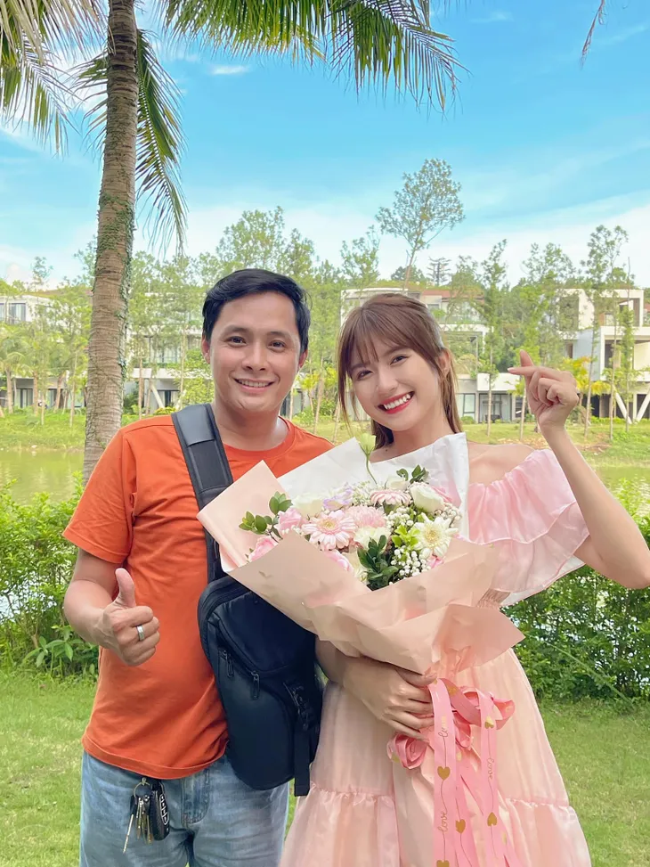 Thương ngày nắng về đóng máy, lộ cảnh cuối phim không phải đám cưới - Ảnh 9. Thương ngày nắng về đóng máy, lộ cảnh cuối phim không phải đám cưới - Ảnh 9.