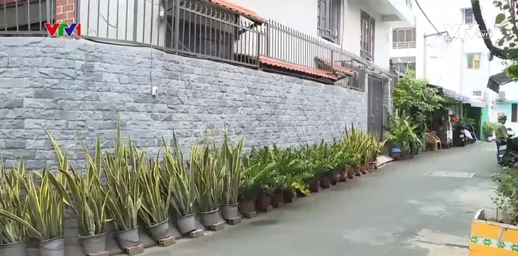 Người dân hiến đất mở hẻm tại TP Hồ Chí Minh - Ảnh 1. Người dân hiến đất mở hẻm tại TP Hồ Chí Minh - Ảnh 1.
