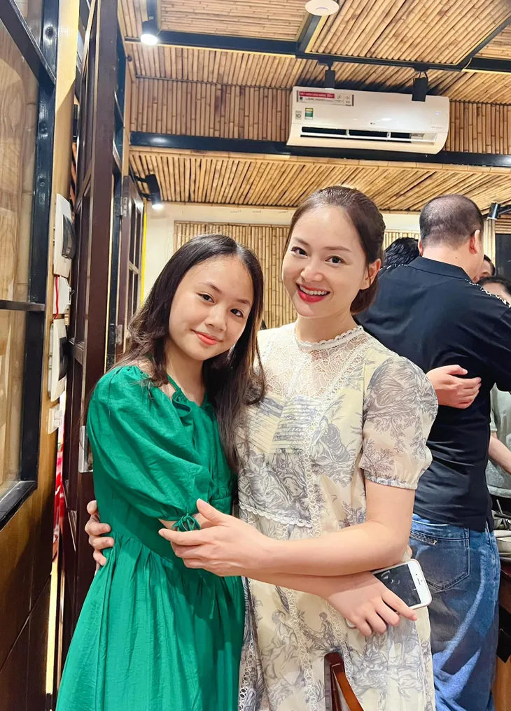 Thương ngày nắng về: Lan Phương hé lộ cảnh cuối của Khánh - Ảnh 5. Thương ngày nắng về: Lan Phương hé lộ cảnh cuối của Khánh - Ảnh 5.