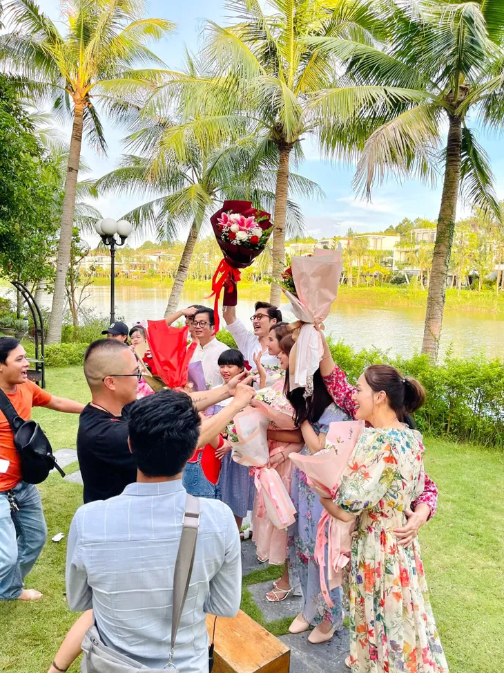 Thương ngày nắng về: Lan Phương hé lộ cảnh cuối của Khánh - Ảnh 6. Thương ngày nắng về: Lan Phương hé lộ cảnh cuối của Khánh - Ảnh 6.