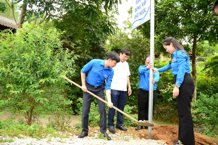 Khơi nguồn sức trẻ đổi mới bộ mặt vùng nông thôn - Ảnh 2. Khơi nguồn sức trẻ đổi mới bộ mặt vùng nông thôn - Ảnh 2.
