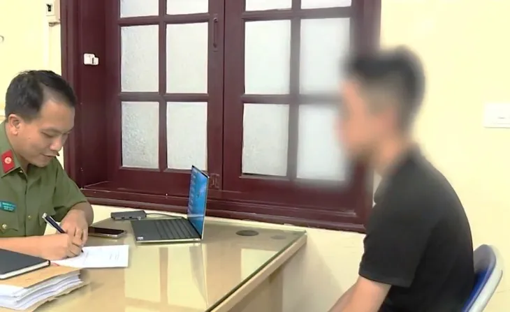 Hơn 2.000 vụ lừa đảo trên không gian mạng từ đầu năm tới nay - Ảnh 2. Hơn 2.000 vụ lừa đảo trên không gian mạng từ đầu năm tới nay - Ảnh 2.