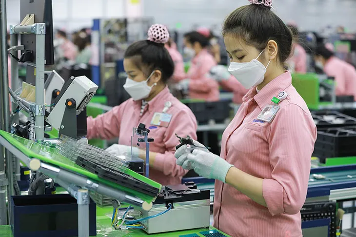 Hàng loạt ông lớn công nghệ lên kế hoạch sản xuất tại Việt Nam - Ảnh 1. Hàng loạt ông lớn công nghệ lên kế hoạch sản xuất tại Việt Nam - Ảnh 1.