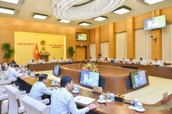 Tổ chức hội thảo về các dự án luật khó như Luật Đất đai, Luật Khám chữa bệnh - Ảnh 1. Tổ chức hội thảo về các dự án luật khó như Luật Đất đai, Luật Khám chữa bệnh - Ảnh 1.