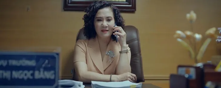 Đấu trí - Tập 1: Bà Bằng lo sốt vó vì không nhận được chỉ đạo của cấp trên - Ảnh 4.