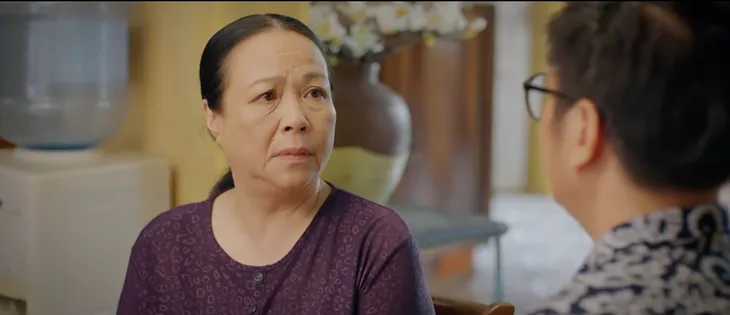 Thương ngày nắng về 2 - Tập 46: Khánh ngầm từ chối bác sĩ Minh, tỏ ý muốn quay lại với Đức - Ảnh 7. Thương ngày nắng về 2 - Tập 46: Khánh ngầm từ chối bác sĩ Minh, tỏ ý muốn quay lại với Đức - Ảnh 7.