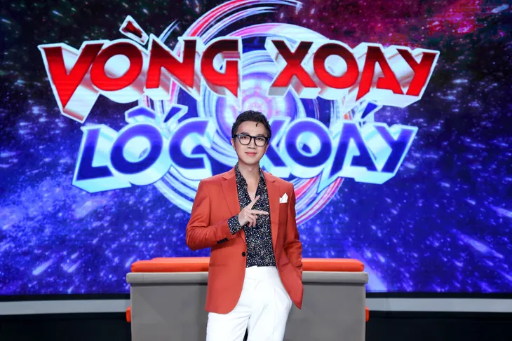 Gameshow mới Vòng Xoay Lốc Xoáy: Hàng loạt nghệ sĩ Việt bị “xây xẩm mặt mày” - Ảnh 6. Gameshow mới Vòng Xoay Lốc Xoáy: Hàng loạt nghệ sĩ Việt bị “xây xẩm mặt mày” - Ảnh 6.