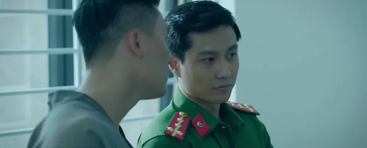 Đấu trí - Tập 2: Lộ ra nhiều manh mối trong vụ kit test của Khải Tuấn - Ảnh 9. Đấu trí - Tập 2: Lộ ra nhiều manh mối trong vụ kit test của Khải Tuấn - Ảnh 9.