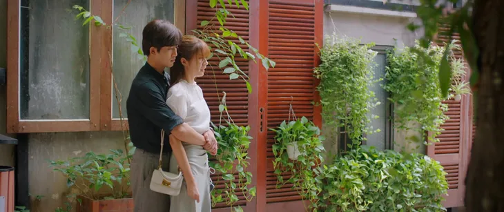 Thương ngày nắng về 2 - Tập 48: Vân Vân nuốt nước mắt vào trong để chia tay Phong - Ảnh 17. Thương ngày nắng về 2 - Tập 48: Vân Vân nuốt nước mắt vào trong để chia tay Phong - Ảnh 17.