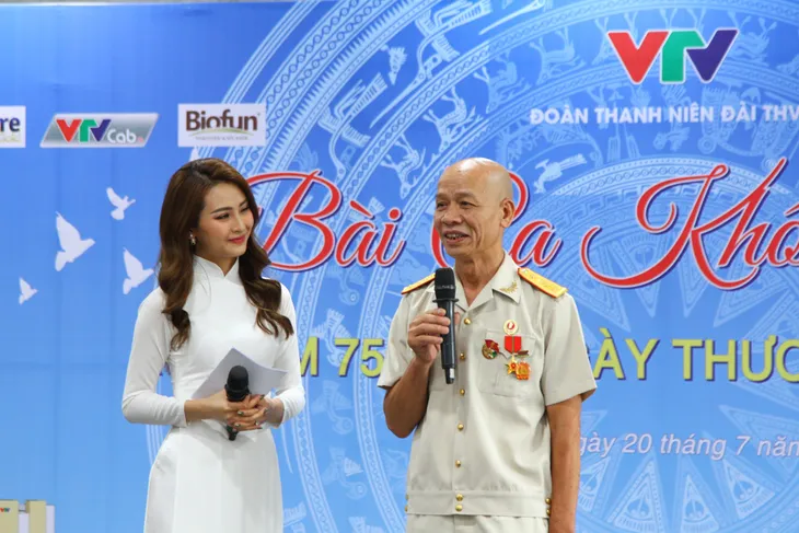 Đài THVN gặp mặt tri ân các anh hùng liệt sĩ, thương binh nhân kỷ niệm 75 năm Ngày Thương binh - Liệt sĩ 27/7 - Ảnh 24. Đài THVN gặp mặt tri ân các anh hùng liệt sĩ, thương binh nhân kỷ niệm 75 năm Ngày Thương binh - Liệt sĩ 27/7 - Ảnh 24.