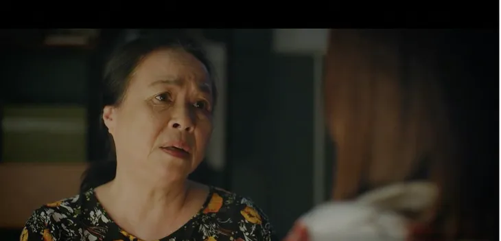 Thương ngày nắng về 2 - Tập 47: Bà Nga sốc khi Vân Vân yêu trai già đã có vợ con - Ảnh 2. Thương ngày nắng về 2 - Tập 47: Bà Nga sốc khi Vân Vân yêu trai già đã có vợ con - Ảnh 2.