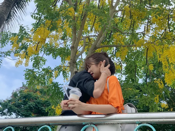Thương ngày nắng về: Lộ cảnh Phong dỗ dành Vân hậu chia tay - Ảnh 5. Thương ngày nắng về: Lộ cảnh Phong dỗ dành Vân hậu chia tay - Ảnh 5.