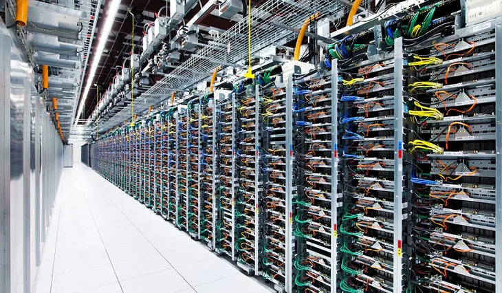 Máy chủ Google tại Anh ngừng hoạt động do nắng nóng - Ảnh 1. Máy chủ Google tại Anh ngừng hoạt động do nắng nóng - Ảnh 1.