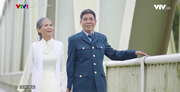 Phim tài liệu Bản tình ca Hàm Rồng: Đôi vợ chồng cựu chiến binh chiến đấu bảo vệ cầu Hàm Rồng - Ảnh 2. Phim tài liệu Bản tình ca Hàm Rồng: Đôi vợ chồng cựu chiến binh chiến đấu bảo vệ cầu Hàm Rồng - Ảnh 2.