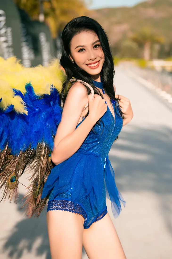 Thí sinh Miss World Vietnam 2022 trình diễn trong trang phục carnival - Ảnh 8. Thí sinh Miss World Vietnam 2022 trình diễn trong trang phục carnival - Ảnh 8.