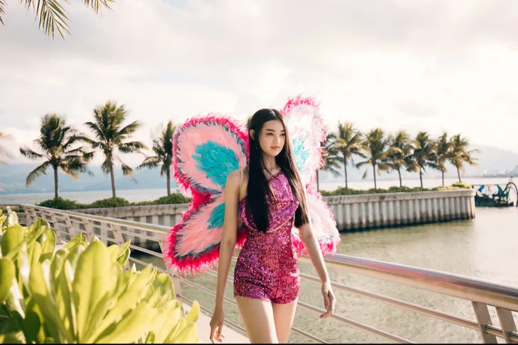 Thí sinh Miss World Vietnam 2022 trình diễn trong trang phục carnival - Ảnh 11. Thí sinh Miss World Vietnam 2022 trình diễn trong trang phục carnival - Ảnh 11.