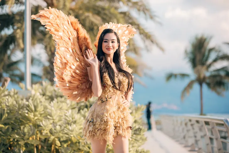 Thí sinh Miss World Vietnam 2022 trình diễn trong trang phục carnival - Ảnh 13. Thí sinh Miss World Vietnam 2022 trình diễn trong trang phục carnival - Ảnh 13.