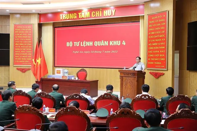 Xây dựng khu vực phòng thủ vững mạnh, góp phần xây dựng nền kinh tế độc lập, tự chủ, hội nhập - Ảnh 3.