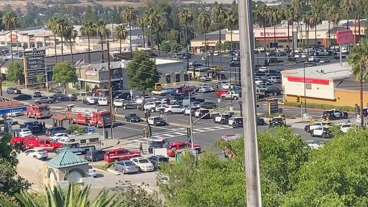 Xả súng ở công viên Los Angeles khiến 2 người tử vong, 5 người bị thương - Ảnh 1. Xả súng ở công viên Los Angeles khiến 2 người tử vong, 5 người bị thương - Ảnh 1.