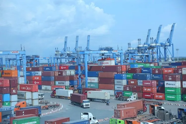 TP Hồ Chí Minh giảm phí cảng biển từ 1/8 - Ảnh 1. TP Hồ Chí Minh giảm phí cảng biển từ 1/8 - Ảnh 1.