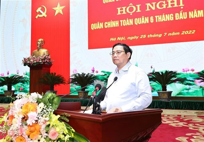 Thủ tướng: Bảo vệ vững chắc độc lập, chủ quyền, toàn vẹn lãnh thổ, không để bị động, bất ngờ trong mọi tình huống - Ảnh 2. Thủ tướng: Bảo vệ vững chắc độc lập, chủ quyền, toàn vẹn lãnh thổ, không để bị động, bất ngờ trong mọi tình huống - Ảnh 2.