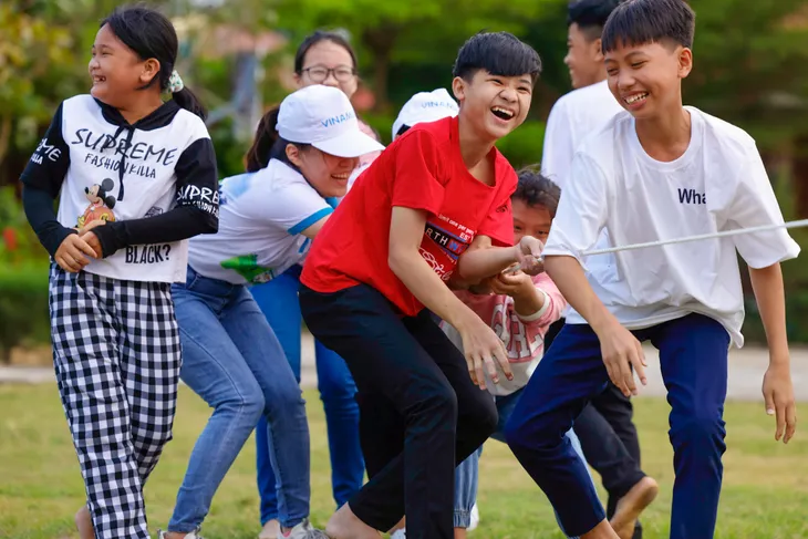 Những khoảnh khắc đẹp trên hành trình của Quỹ sữa Vươn cao Việt Nam năm thứ 15 - Ảnh 2. Những khoảnh khắc đẹp trên hành trình của Quỹ sữa Vươn cao Việt Nam năm thứ 15 - Ảnh 2.