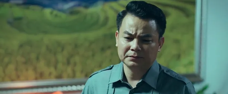 Đấu trí - Tập 7: Có tật giật mình, Giám đốc CDC Đông Bình chưa khảo đã xưng vấn đề lại quả - Ảnh 7. Đấu trí - Tập 7: Có tật giật mình, Giám đốc CDC Đông Bình chưa khảo đã xưng vấn đề lại quả - Ảnh 7.