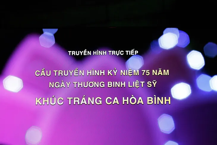 Tổng duyệt cầu truyền hình Khúc tráng ca hòa bình: Tái hiện những thời khắc hào hùng, xúc động - Ảnh 14. Tổng duyệt cầu truyền hình Khúc tráng ca hòa bình: Tái hiện những thời khắc hào hùng, xúc động - Ảnh 14.