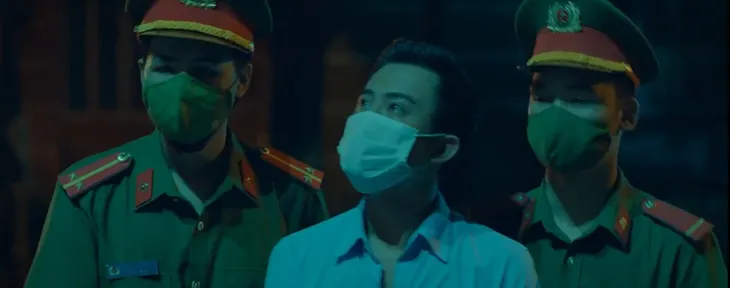 Đấu trí – Tập 7: Giám đốc CDC tỉnh lo sốt vó vì bị công an sờ gáy - Ảnh 3. Đấu trí – Tập 7: Giám đốc CDC tỉnh lo sốt vó vì bị công an sờ gáy - Ảnh 3.
