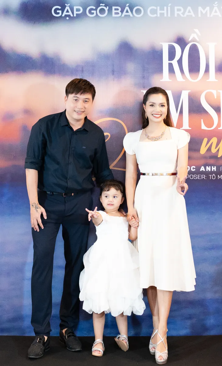 Sao Mai Nguyễn Ngọc Anh ra mắt MV mới, công bố làm liveshow tại Quảng Ninh - Ảnh 4. Sao Mai Nguyễn Ngọc Anh ra mắt MV mới, công bố làm liveshow tại Quảng Ninh - Ảnh 4.