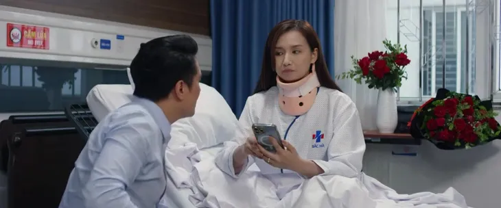 Chồng cũ, vợ cũ, người yêu cũ - Tập 28: Việt khựng lại khi thấy Vũ tặng hoa Giang - Ảnh 2.