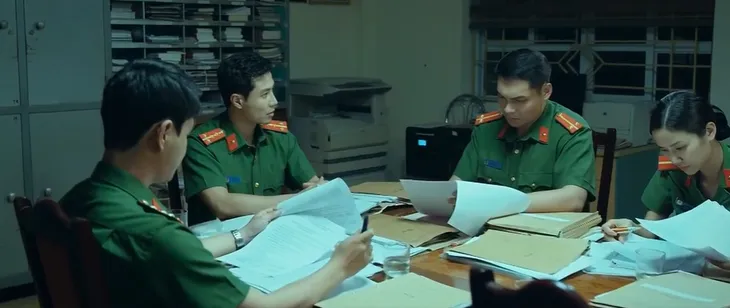 Đấu trí - Tập 8: Cục Cảnh sát Kinh tế đã tìm ra người ấy mà Khải - Tuấn từng nhắc tới - Ảnh 11. Đấu trí - Tập 8: Cục Cảnh sát Kinh tế đã tìm ra người ấy mà Khải - Tuấn từng nhắc tới - Ảnh 11.