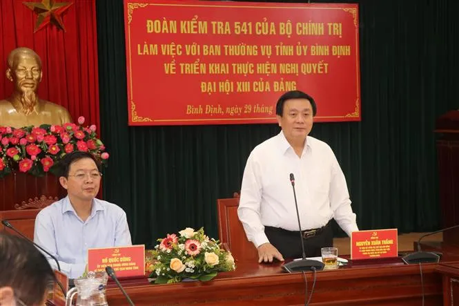 Kiểm tra việc triển khai các nghị quyết của Đảng tại một số địa phương, đơn vị - Ảnh 2. Kiểm tra việc triển khai các nghị quyết của Đảng tại một số địa phương, đơn vị - Ảnh 2.
