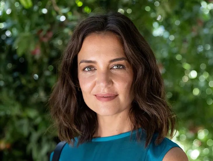 Katie Holmes vừa viết kịch bản, đạo diễn và diễn xuất trong phim mới - Ảnh 1. Katie Holmes vừa viết kịch bản, đạo diễn và diễn xuất trong phim mới - Ảnh 1.