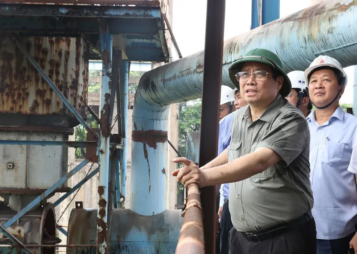 Thủ tướng Phạm Minh Chính khảo sát dự án mở rộng Nhà máy Gang thép Thái Nguyên - Ảnh 6. Thủ tướng Phạm Minh Chính khảo sát dự án mở rộng Nhà máy Gang thép Thái Nguyên - Ảnh 6.