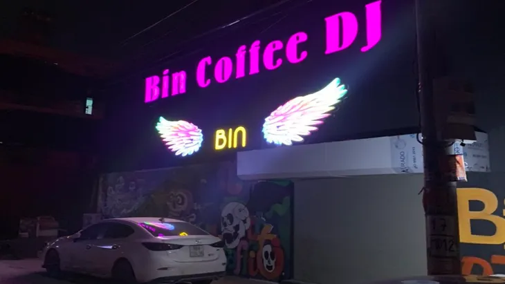 Gần 100 thanh niên dương tính với chất ma túy tại quán cà phê ca nhạc - Ảnh 1. Gần 100 thanh niên dương tính với chất ma túy tại quán cà phê ca nhạc - Ảnh 1.